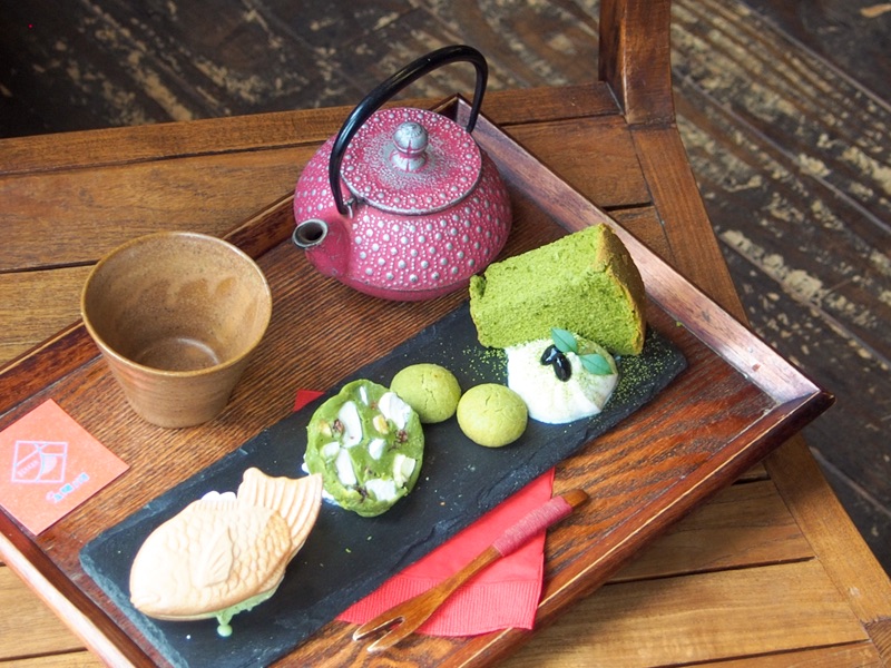 cafe太陽ノ塔 別館のお抹茶セット